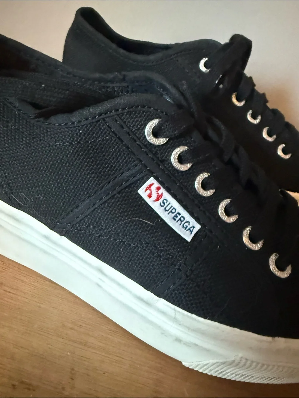 Superga 2750 Cotu Classic Sneakers in the Black/White color combination.38/7.5
